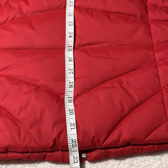 Kenneth Cole Reaction Ladies Puffer Full Zip Vest, Like New - Picture 7 of 9